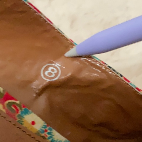 Miss Me Women’s Basket Weave Ankle Strap Sandals Red Flower Pattern Fabric, Sz 8 - Picture 6 of 11